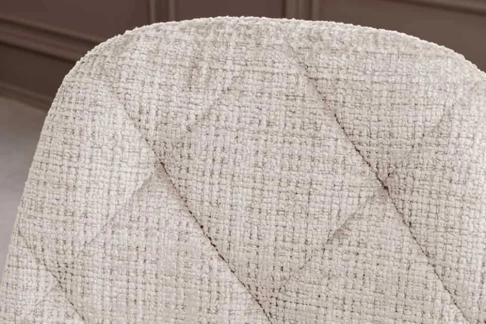 Stilvoller Stuhl GLAMM champagner beige Chenille Cremona mit Rauten-Steppung schwarz Metall